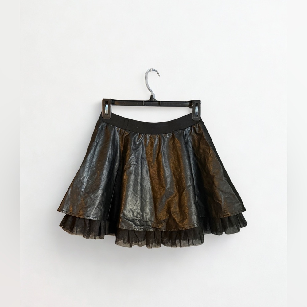 Forever 21 Girls Faux Leather Skirt - Picture 2 of 4